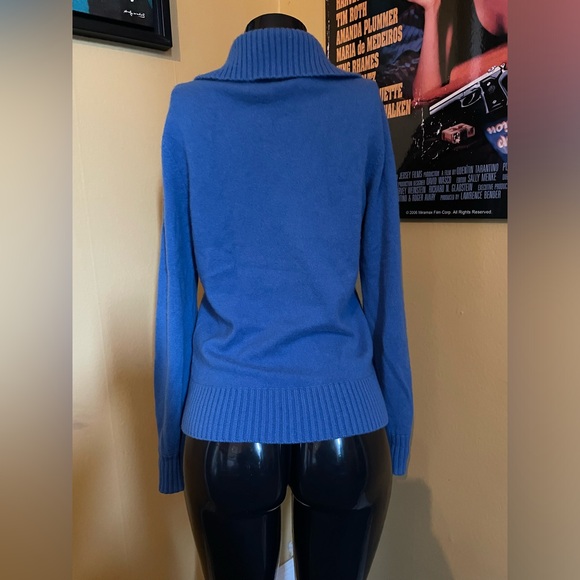 Women’s 100% Cashmere Sweater ( Petite Medium ) - Picture 4 of 4